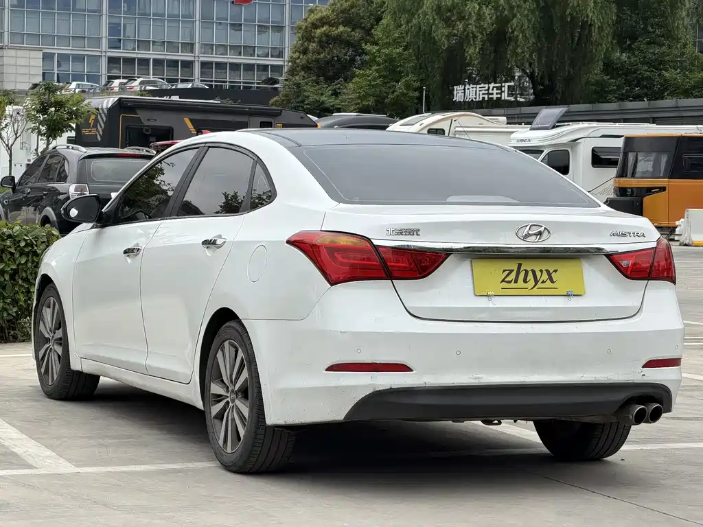 Hyundai Mistra 2016