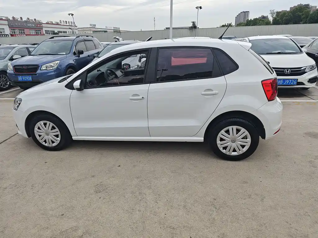 Volkswagen Polo 2018 — фото 16