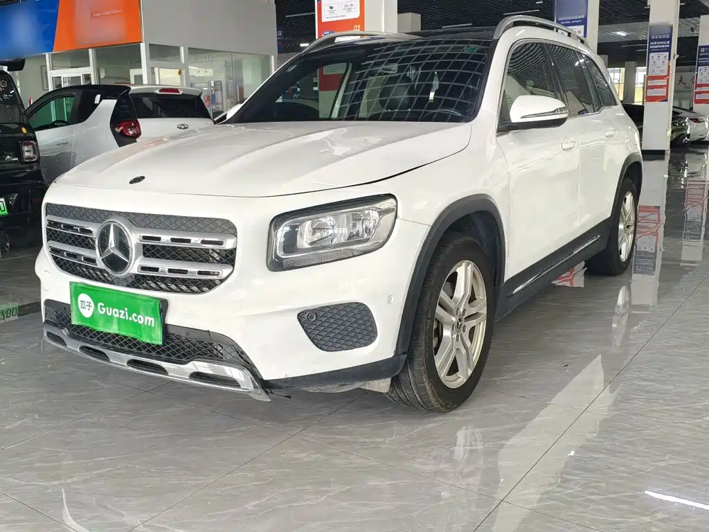 Mercedes-Benz GLB 2021