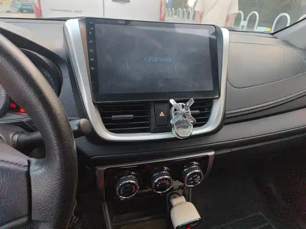 Toyota Yaris L 2017
