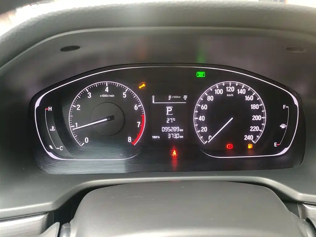Honda Accord 2018 — фото 12