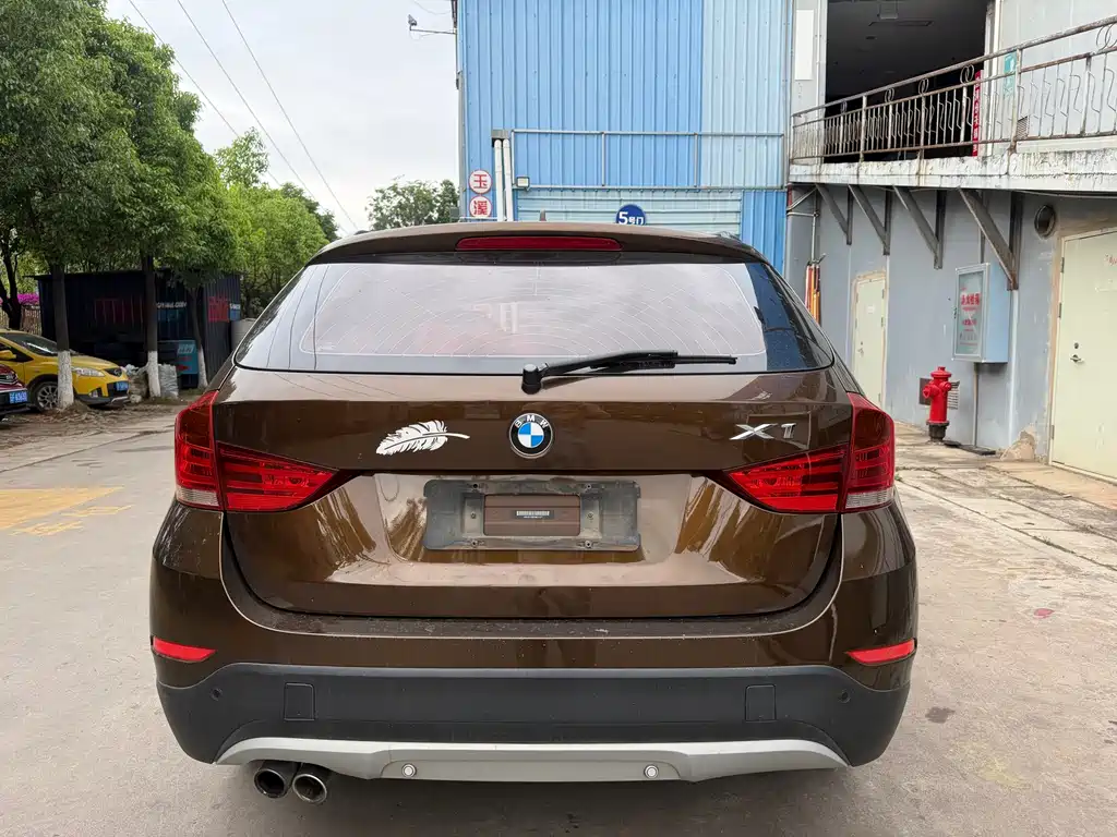 BMW X1 2015 — фото 5