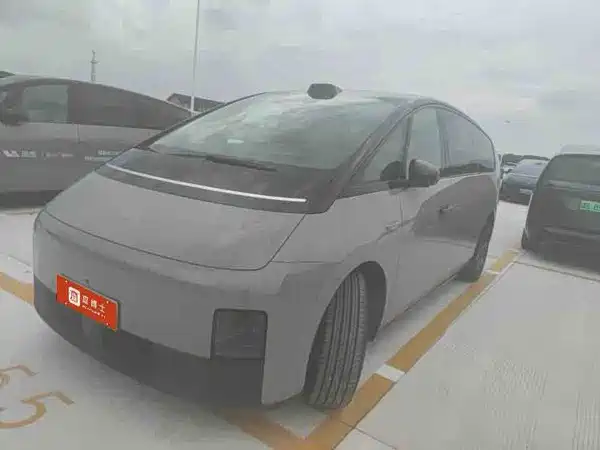 Li Auto MEGA 2024