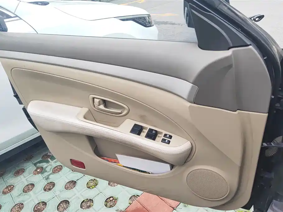 Nissan Sylphy 2015