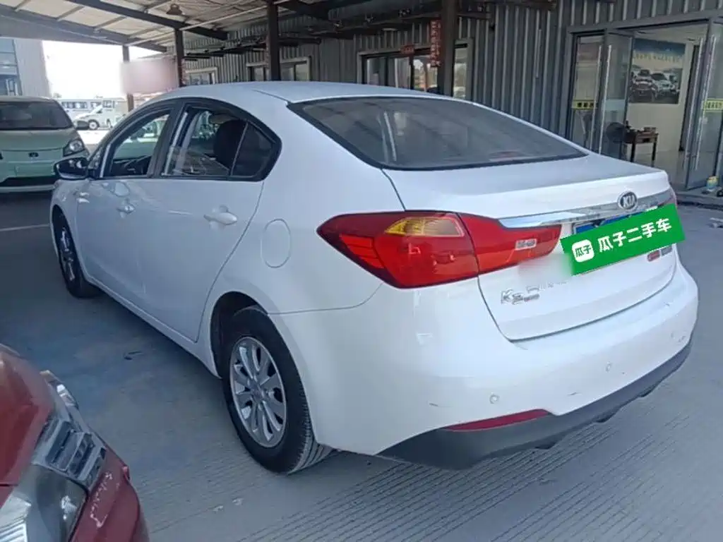 Kia K3 2015