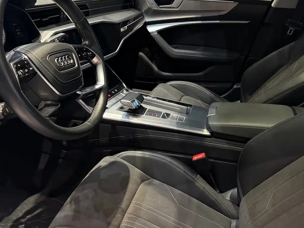 Audi A7L 2024 — фото 5