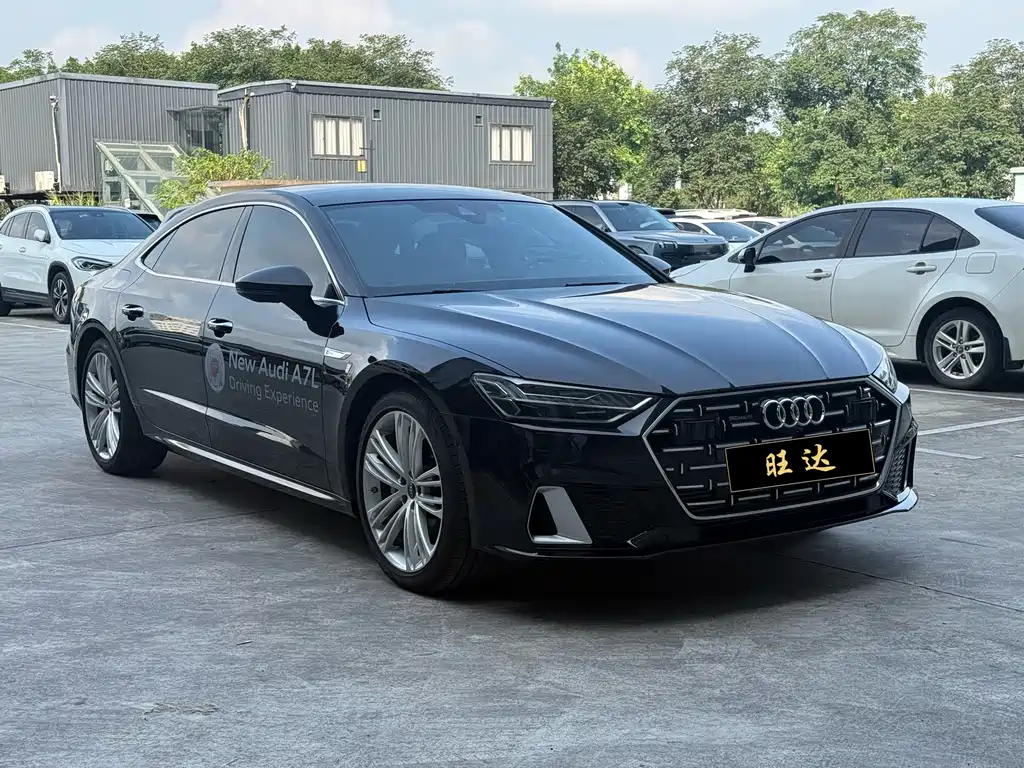 Audi A7L 2025