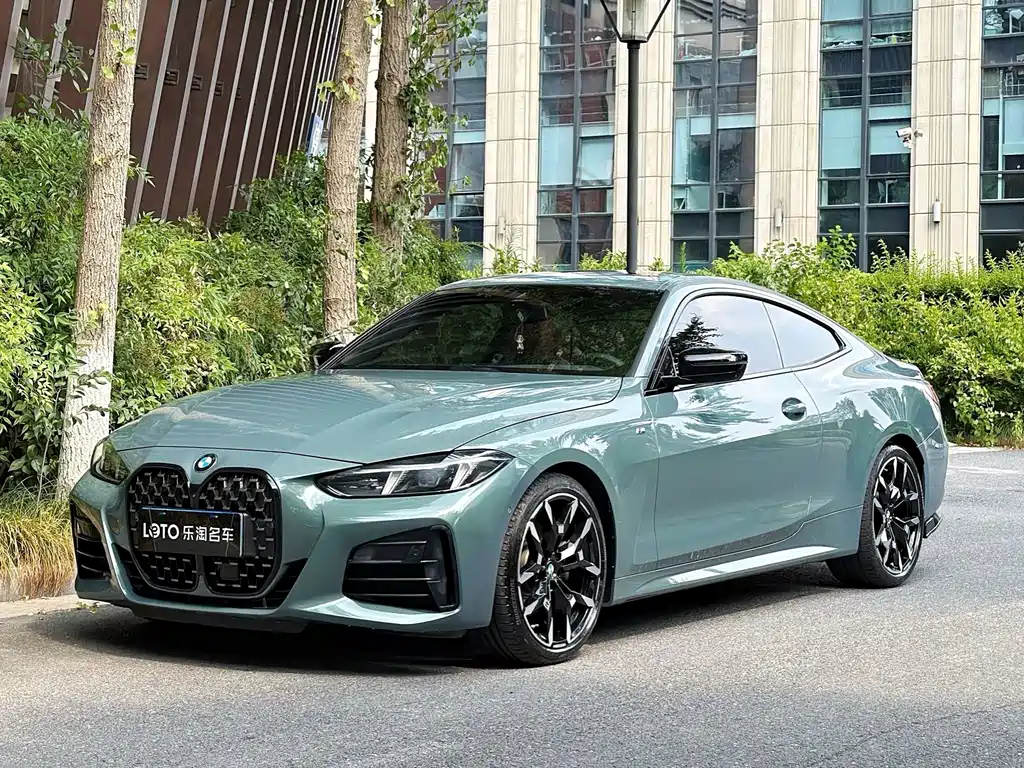 BMW 4 Series 2025 — фото 1