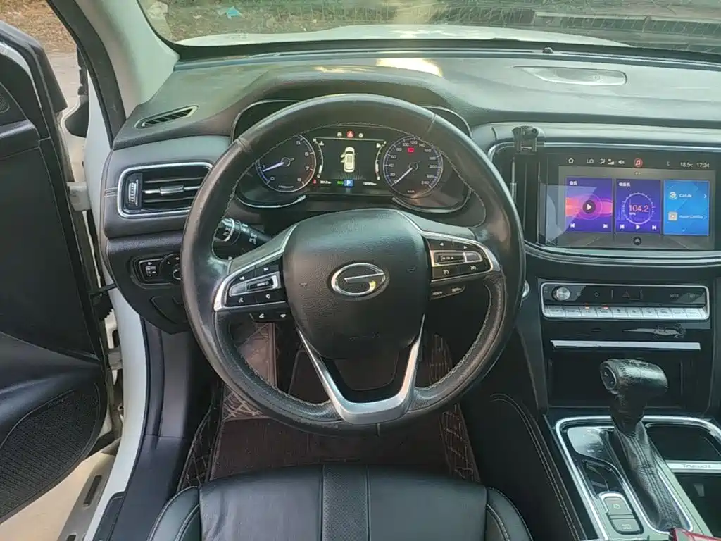 GAC Motor Trumpchi GS8 2020 — фото 11