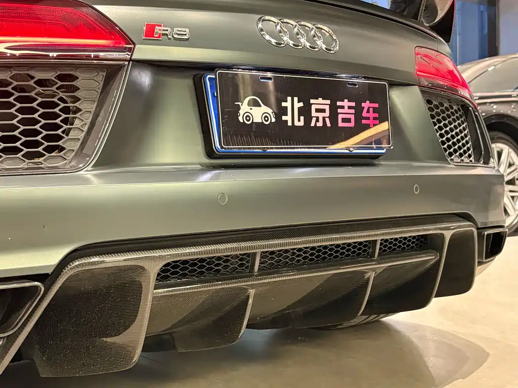 Audi R8 2018 — фото 13