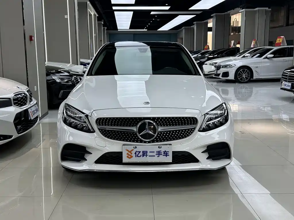 Mercedes-Benz C-Class 2022