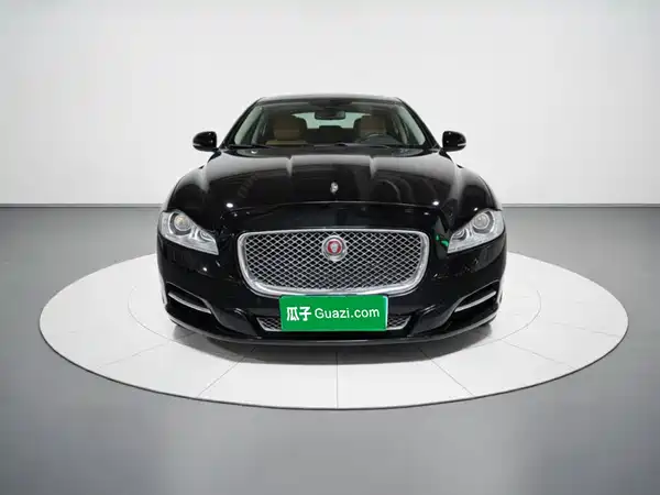 Jaguar XJ 2015