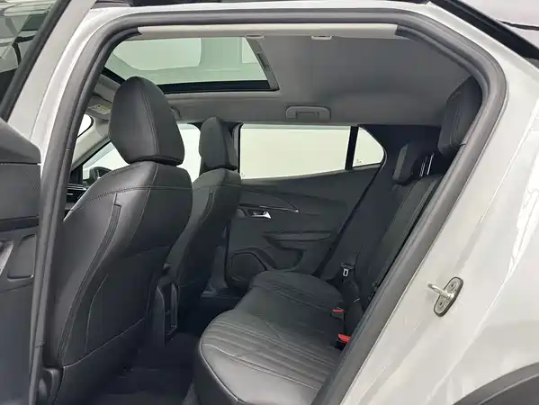 Peugeot 2008 2023