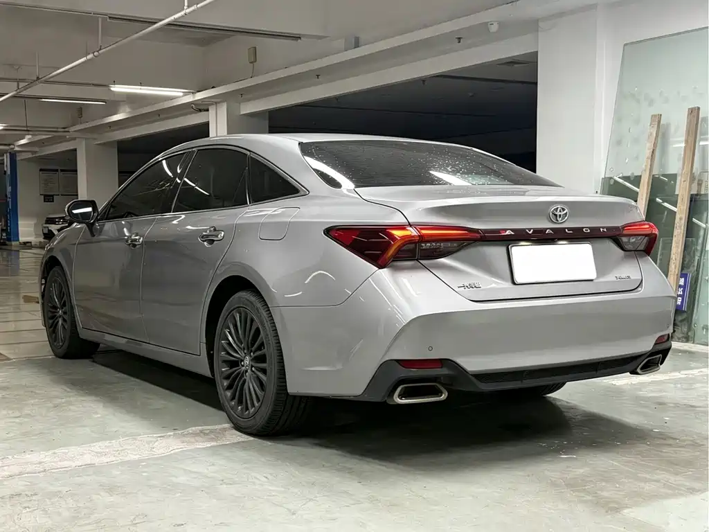 Toyota Avalon 2019 — фото 6