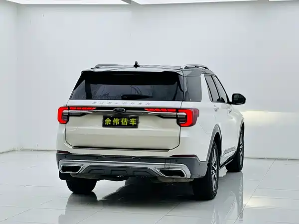 Ford Explorer 2023