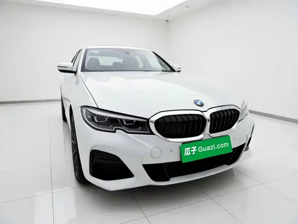 BMW 3 Series 2021
