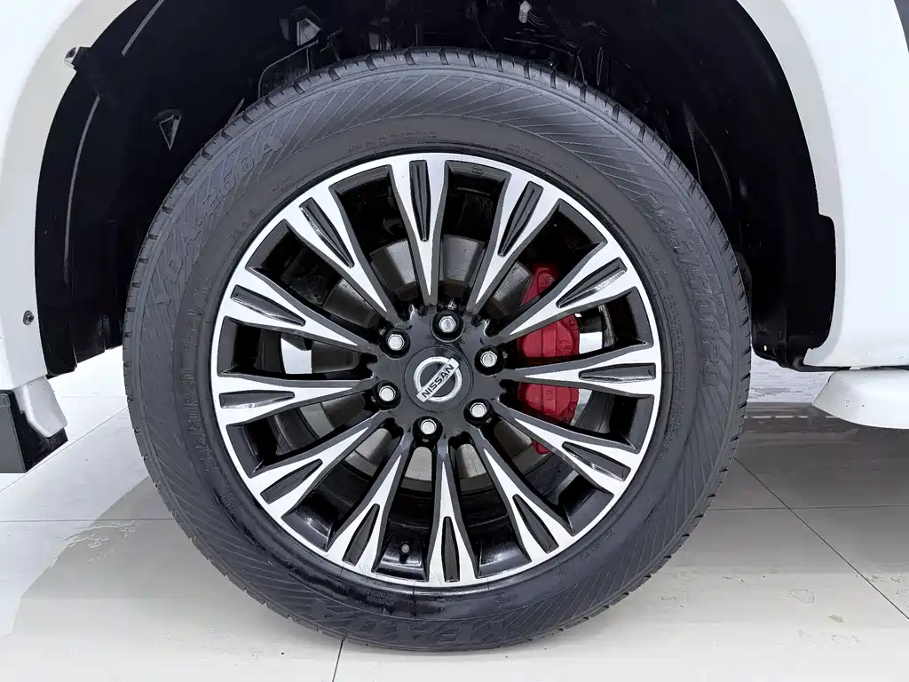 Nissan Patrol 2020 — фото 16