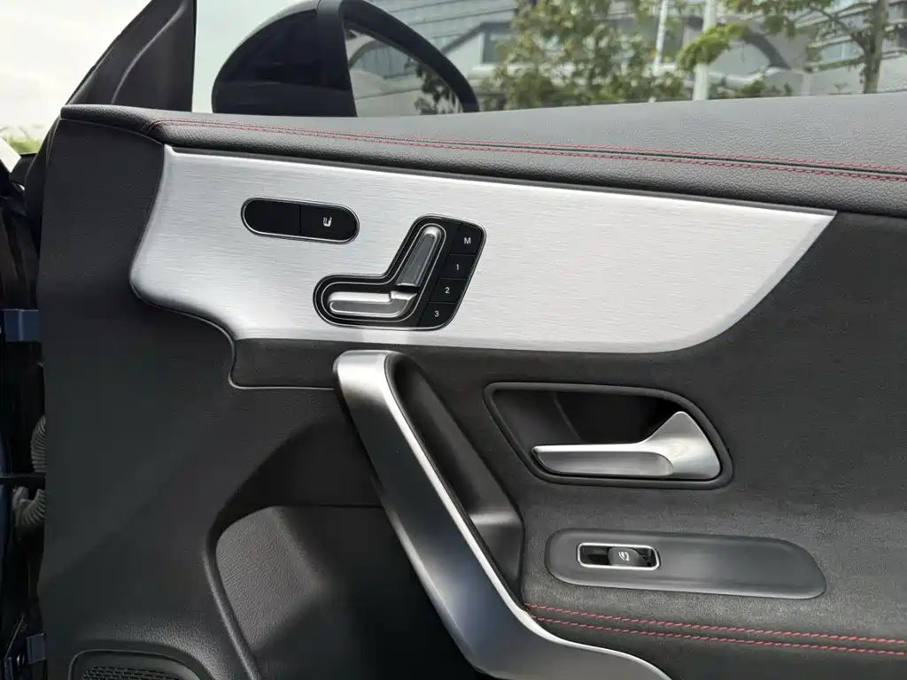 Mercedes-Benz CLA 2021 — фото 15