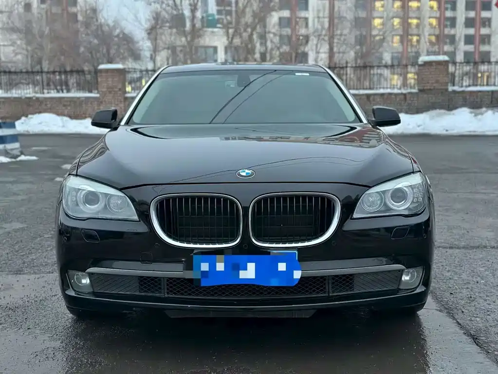 BMW 7 Series 2013 — фото 2