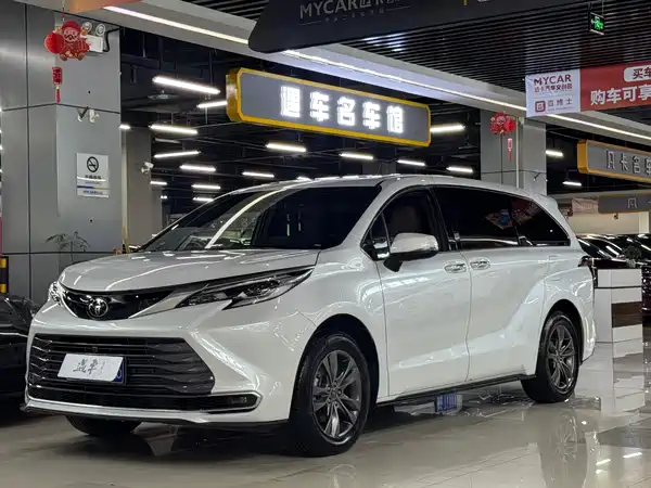 Toyota Sienna 2026