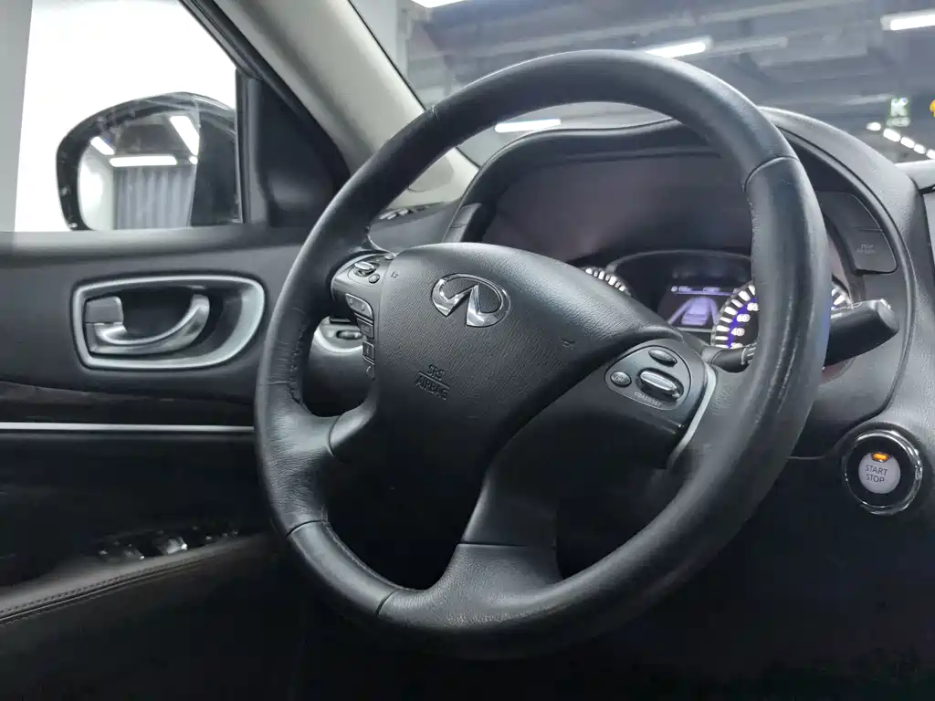 Infiniti QX60 2016 — фото 10