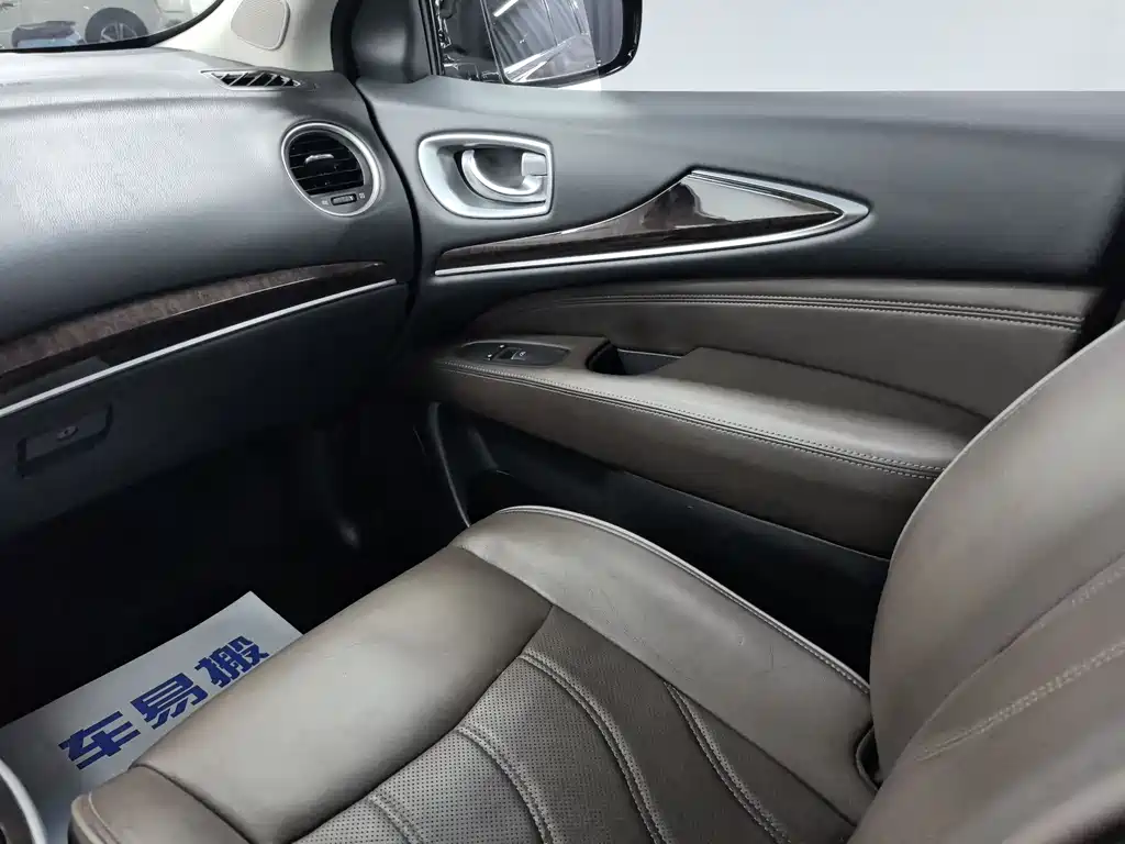Infiniti QX60 2016 — фото 12