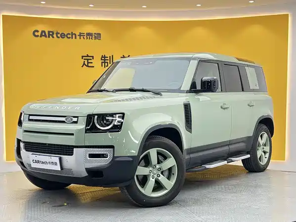 Land Rover Defender 2023