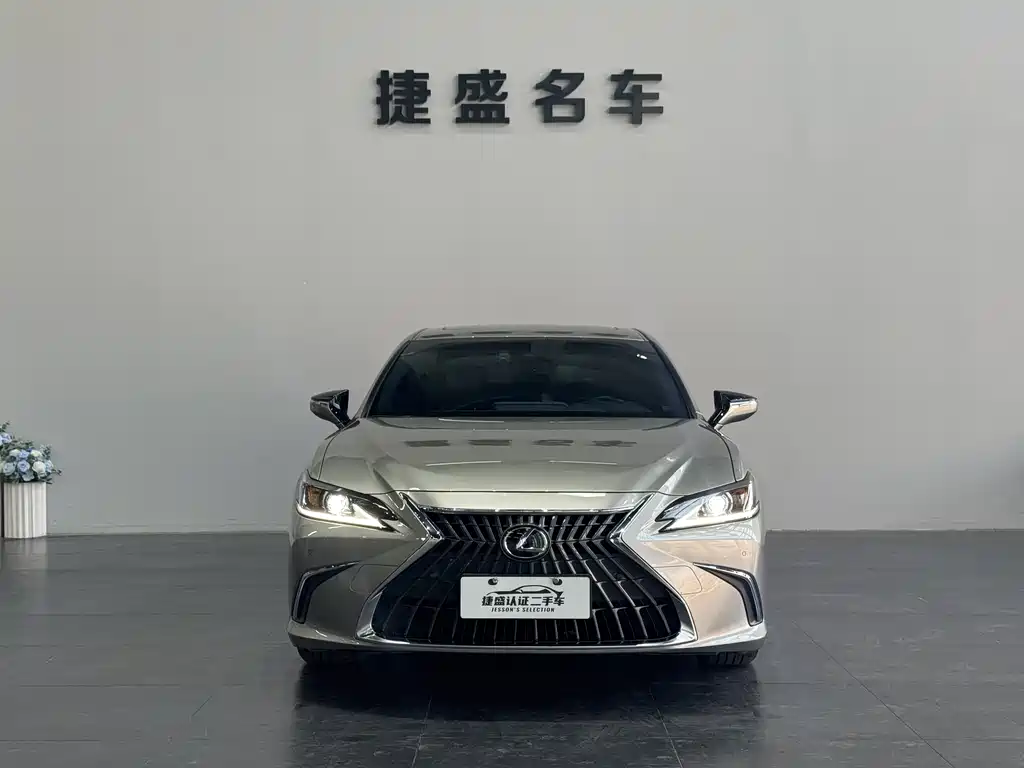 Lexus ES 2022 — фото 2
