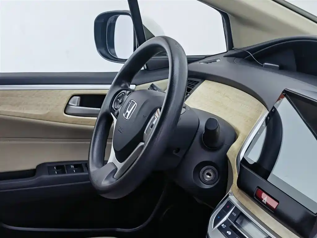Honda Jade 2014 — фото 22