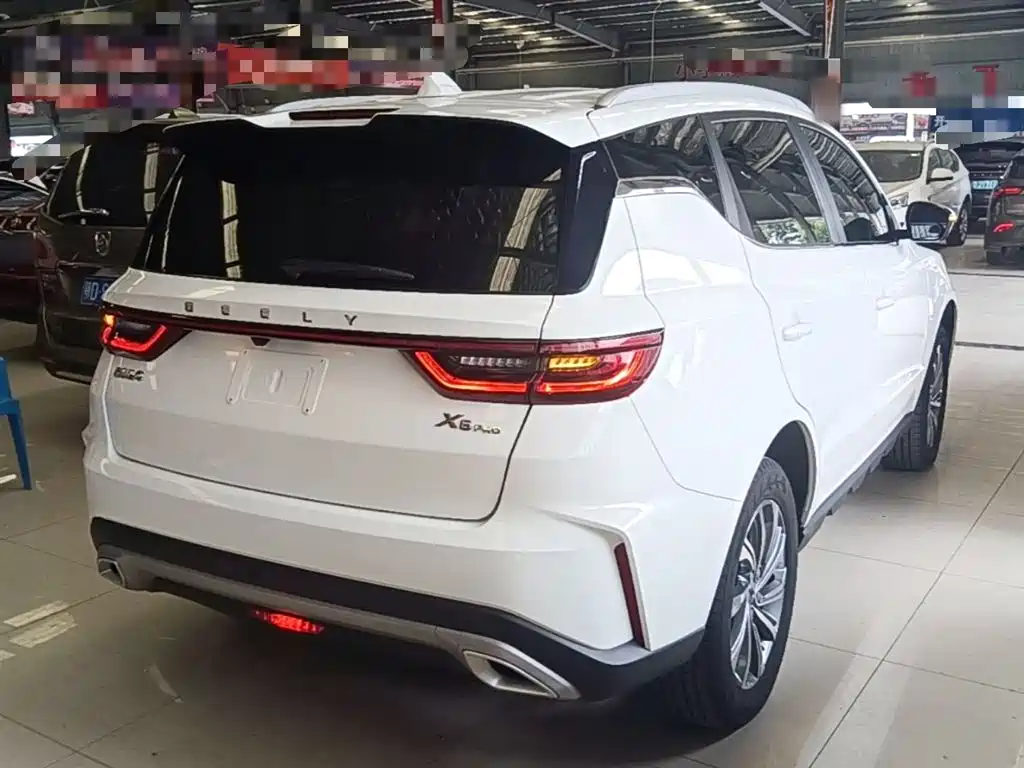 Geely Vision X6 2024 — фото 7