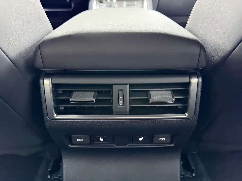 Lexus GX 2025 — фото 15