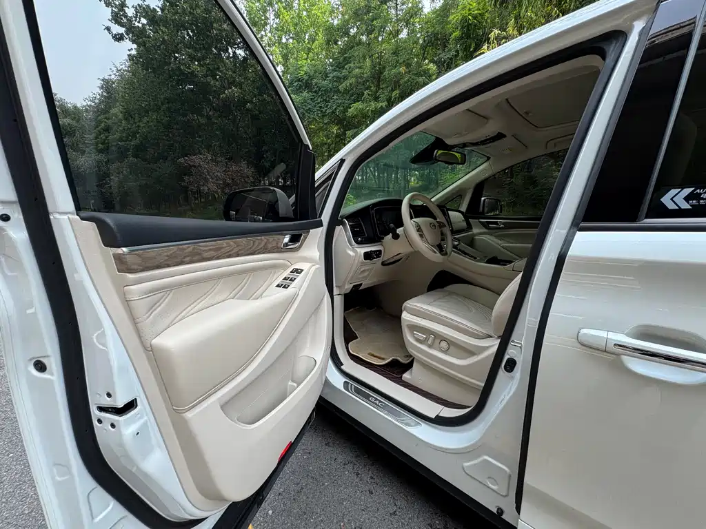 GAC Motor Trumpchi M8 2022 — фото 26
