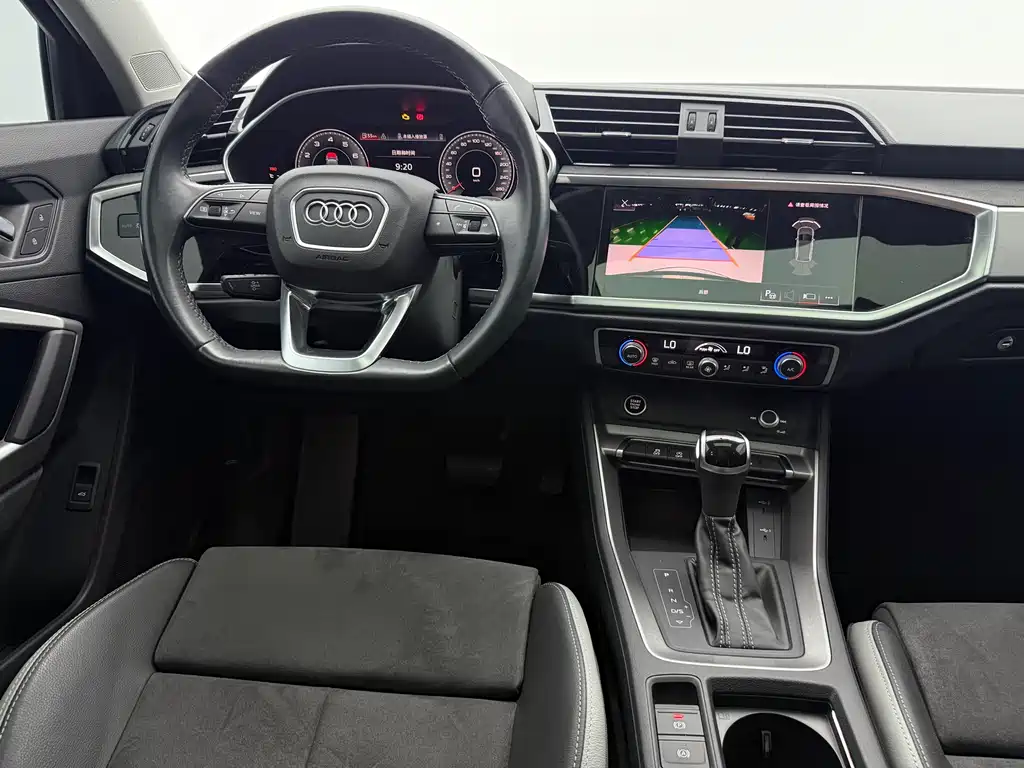 Audi Q3 2023 — фото 10