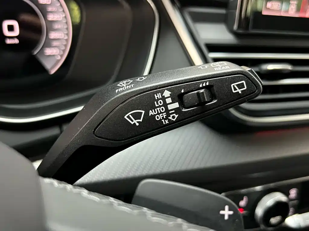 Audi Q5L 2023 — фото 24