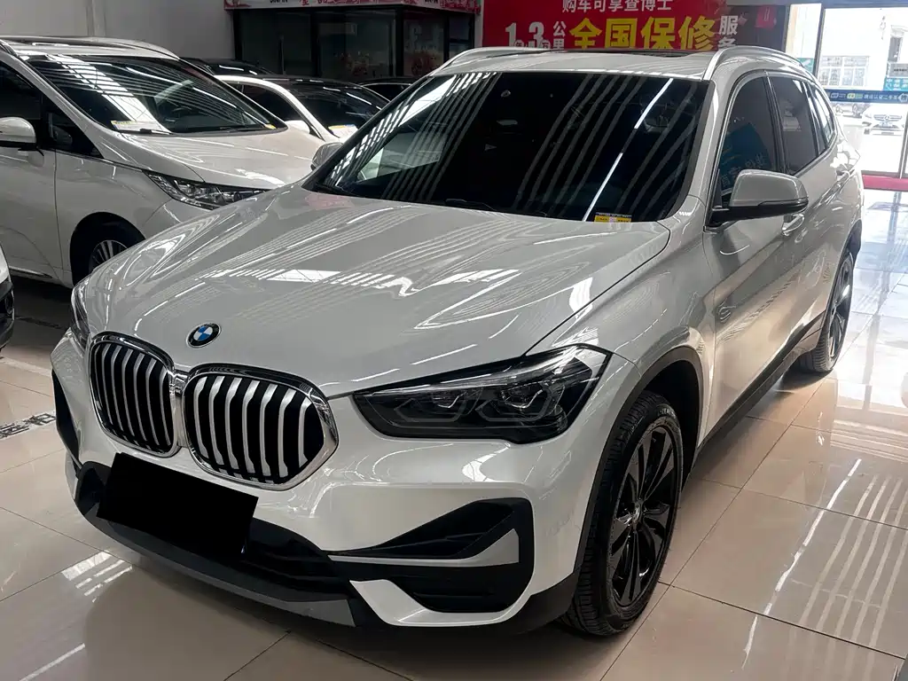 BMW X1 2020 — фото 1
