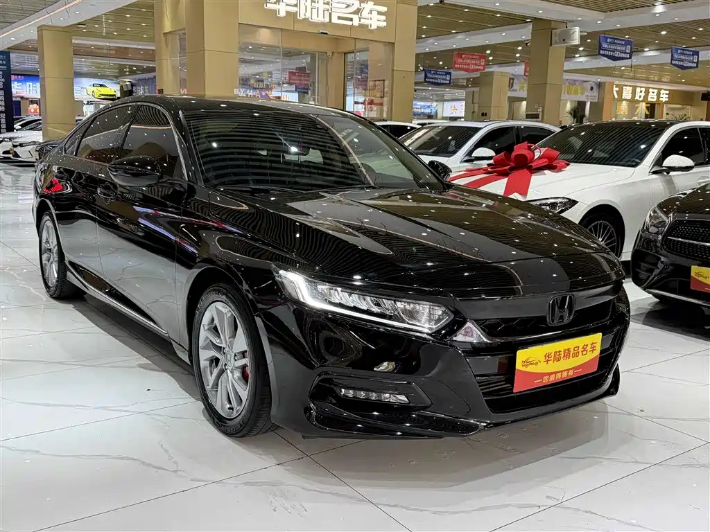 Honda Accord 2020 — фото 3