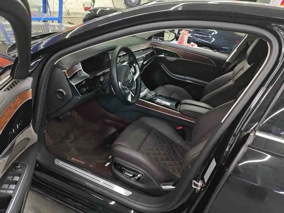 Audi A8 2022