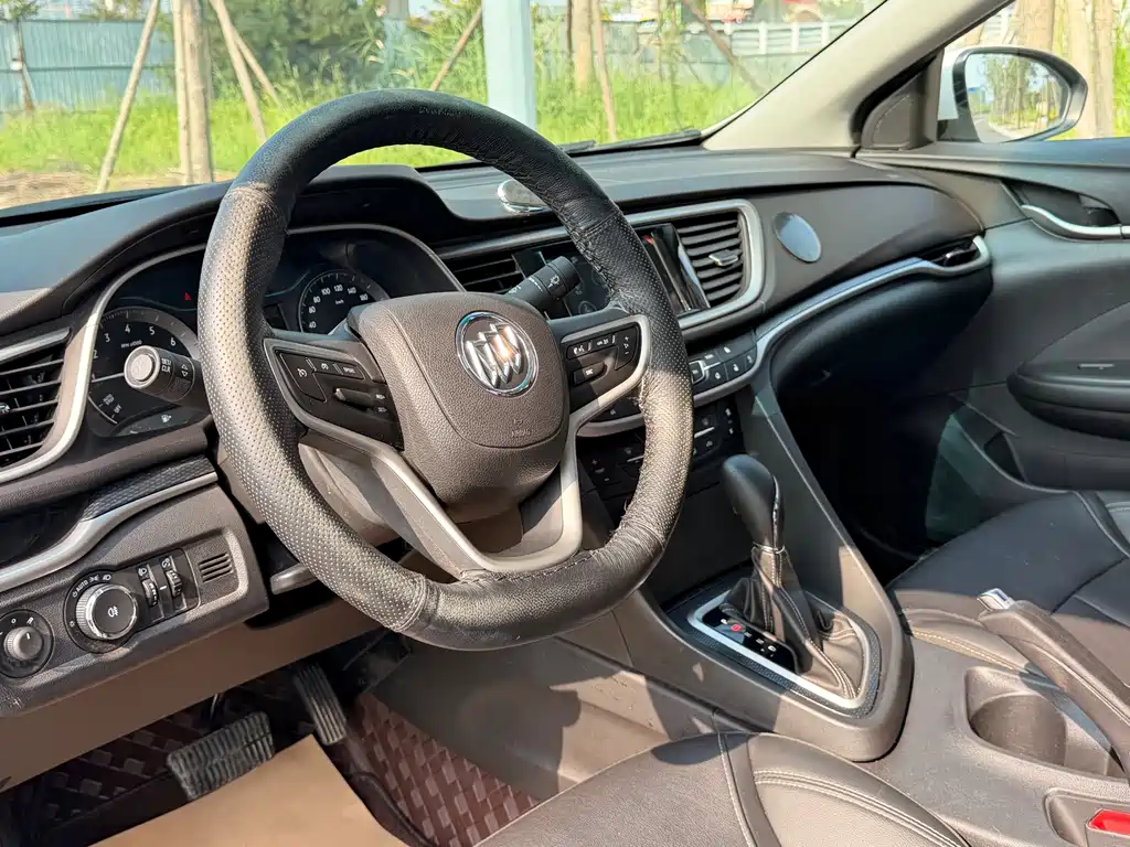 Buick Excelle 2019 — фото 10