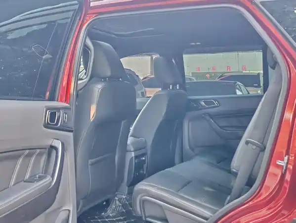 Ford Everest 2017