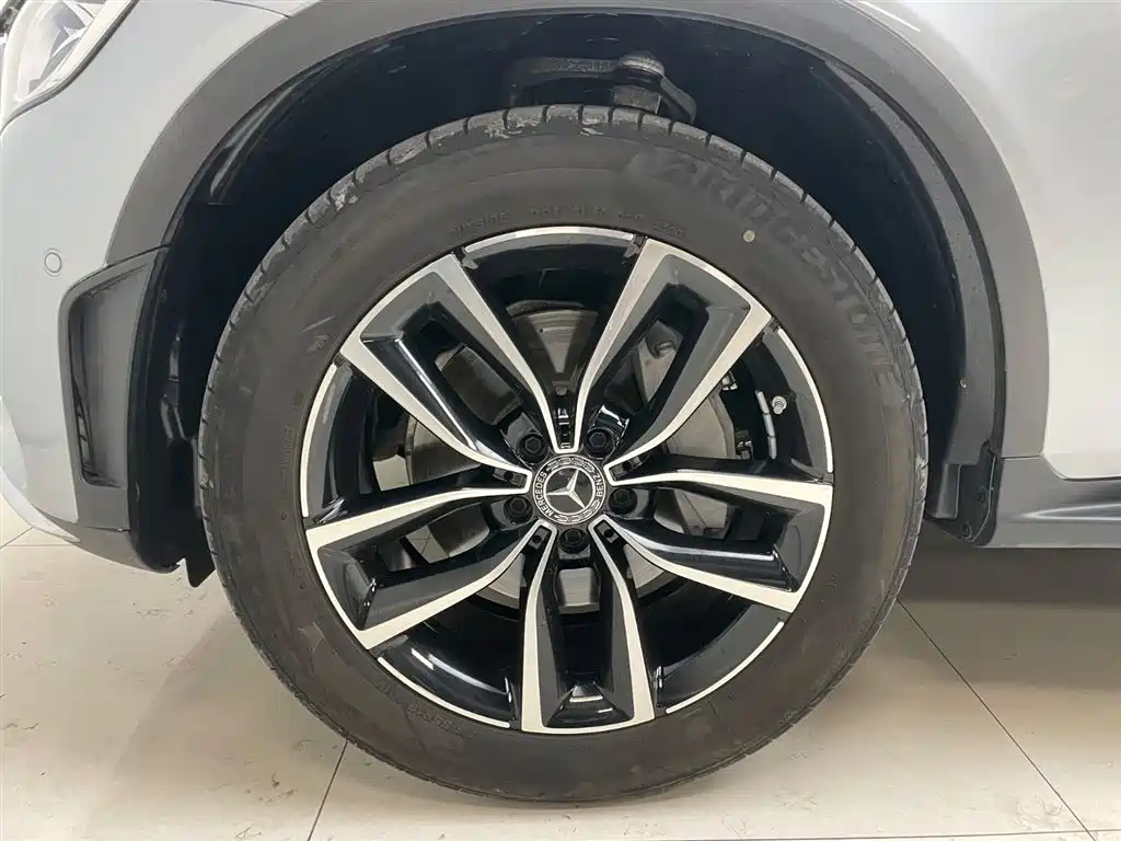 Mercedes-Benz GLC 2020 — фото 23