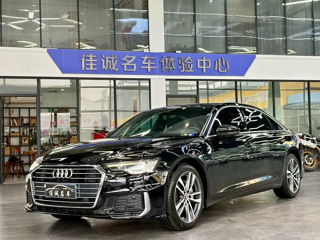 Audi A6L 2020 — фото 1