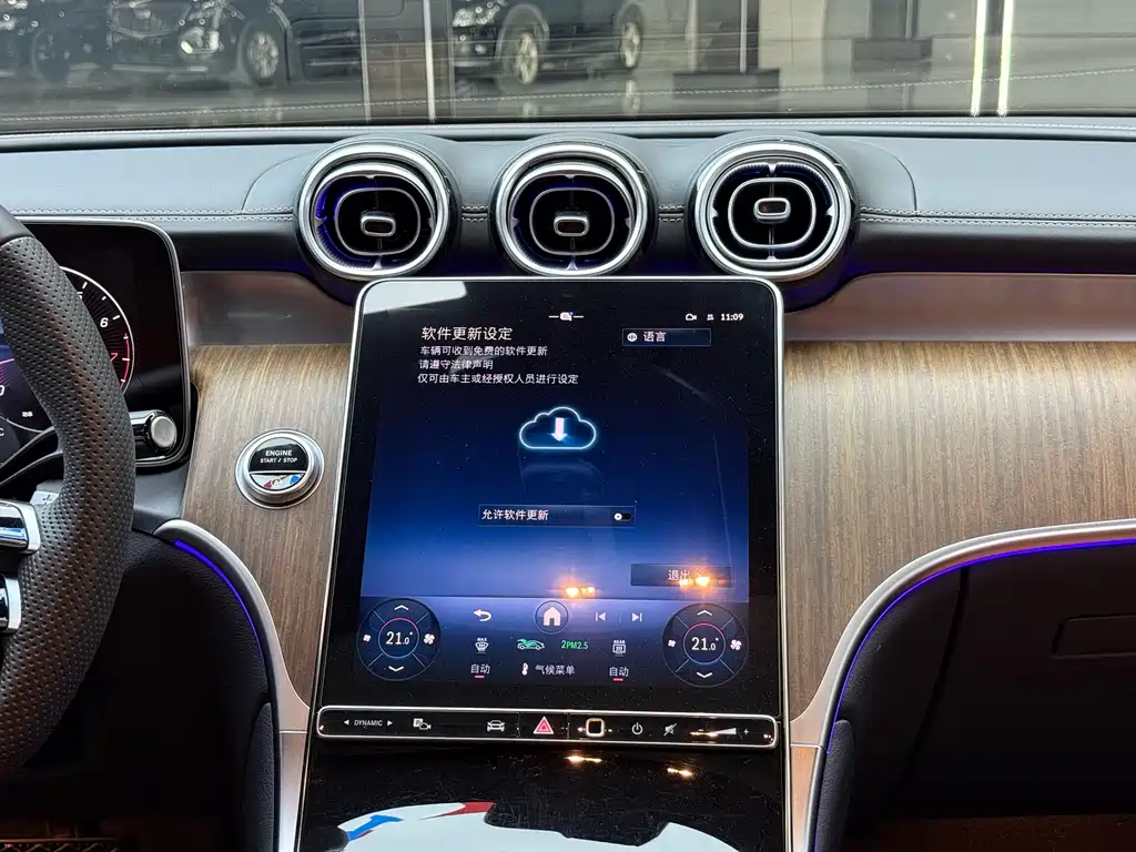 Mercedes-Benz GLC 2025 — фото 12