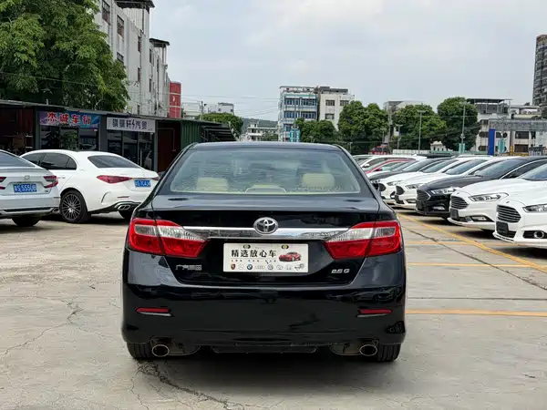 Toyota Camry 2013