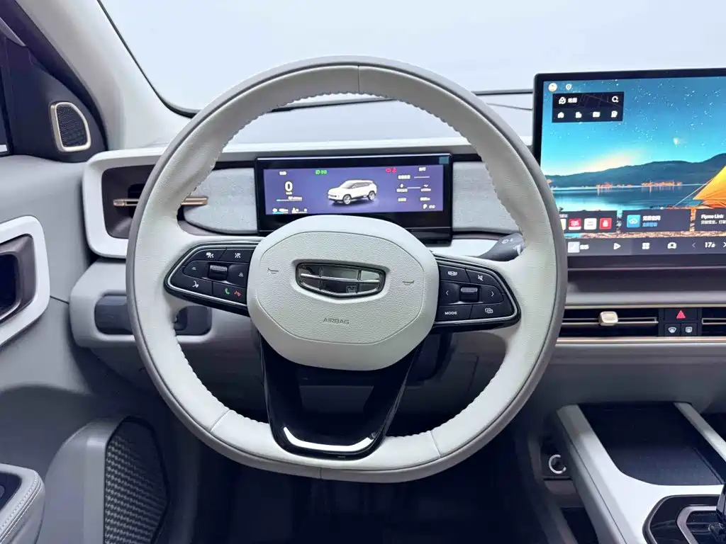 Geely ICON 2025 — фото 11