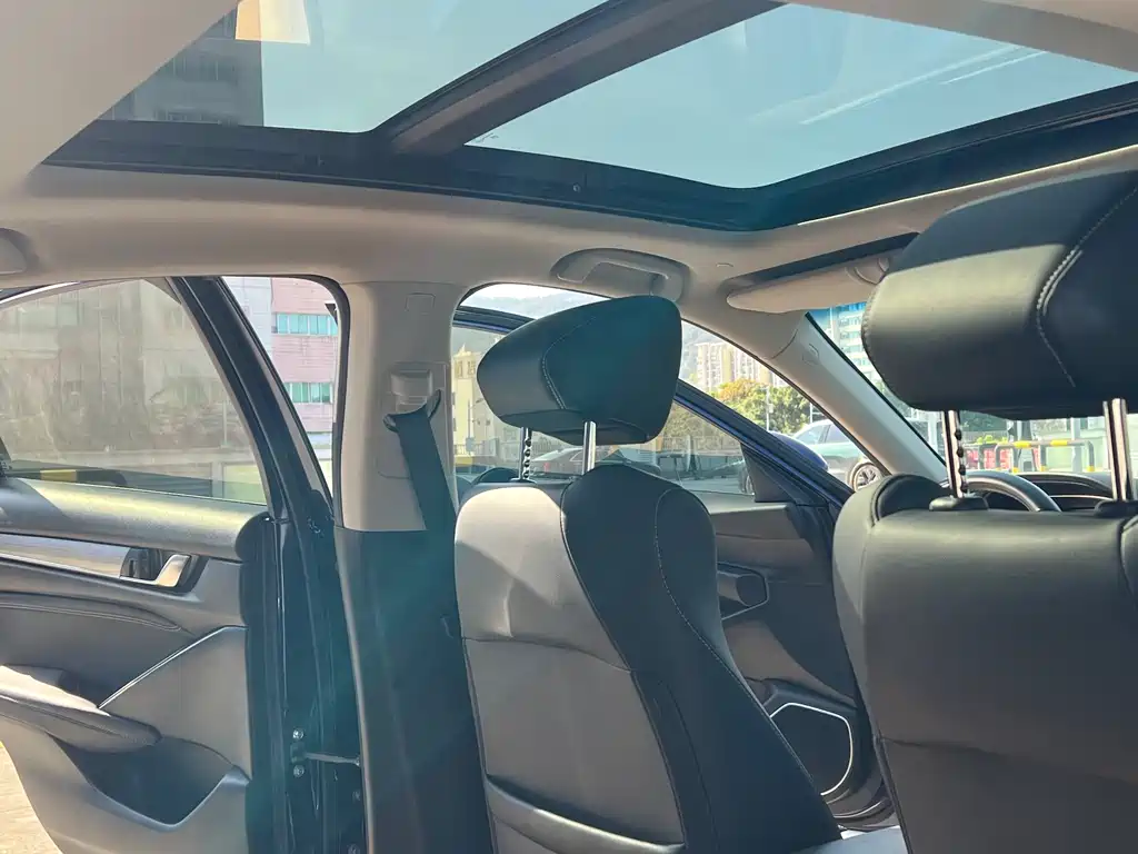 Honda Inspire 2020 — фото 18