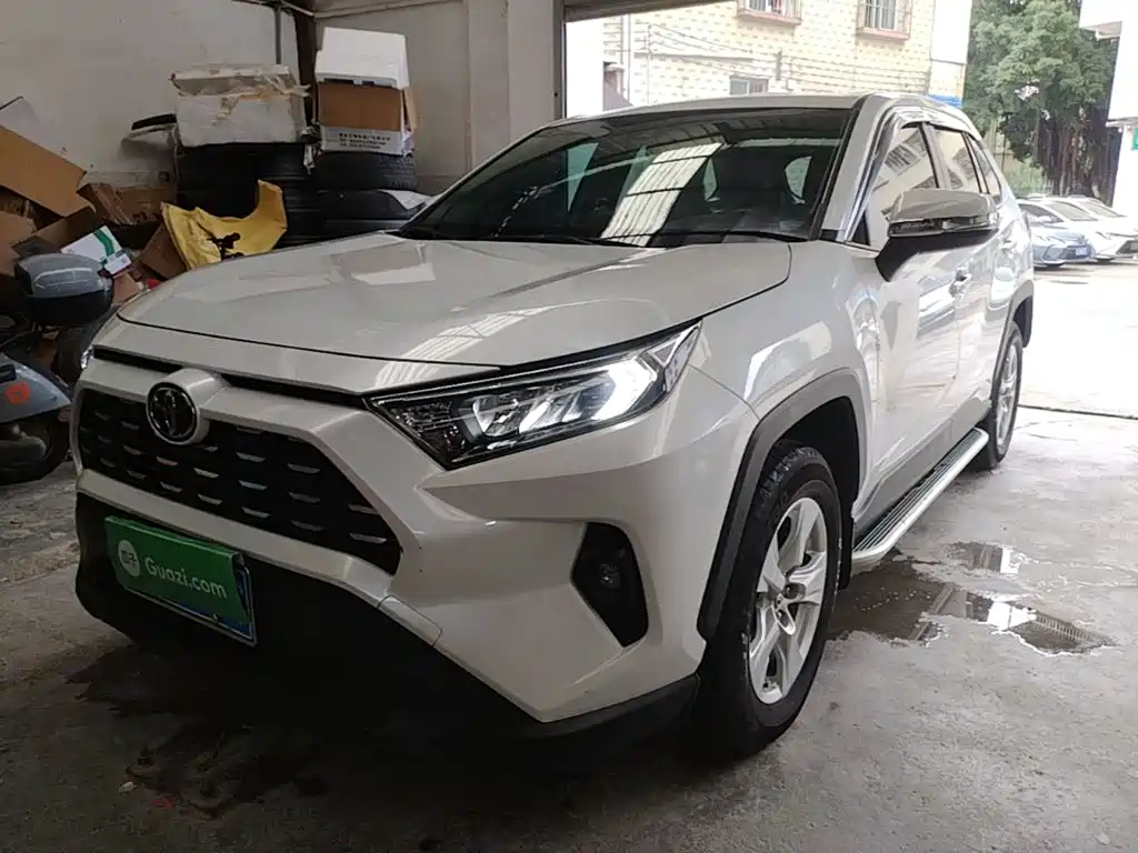 Toyota RAV4 2024