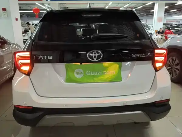Toyota Yaris L 2023