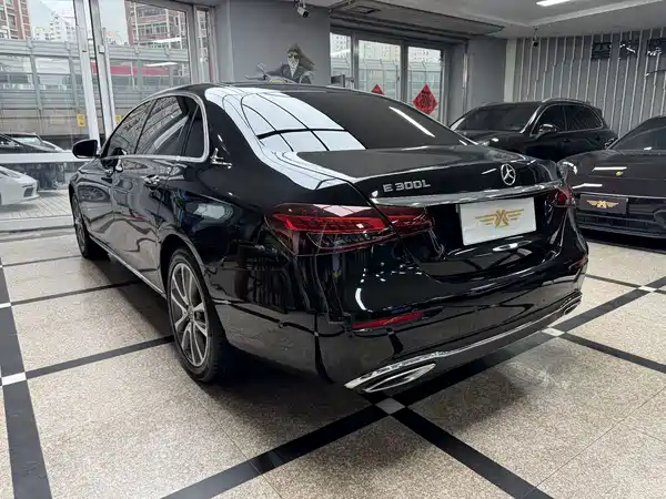 Mercedes-Benz E-Class 2018