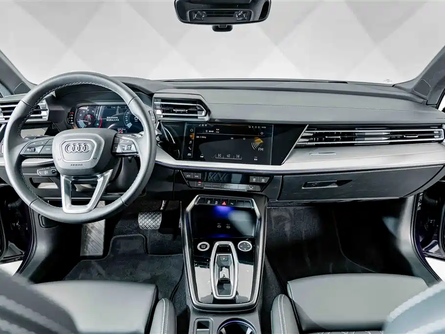 Audi A3 2025 — фото 10