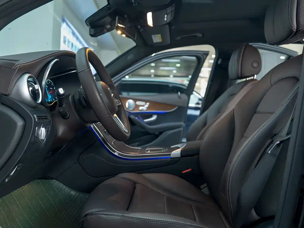 Mercedes-Benz GLC 2021 — фото 12